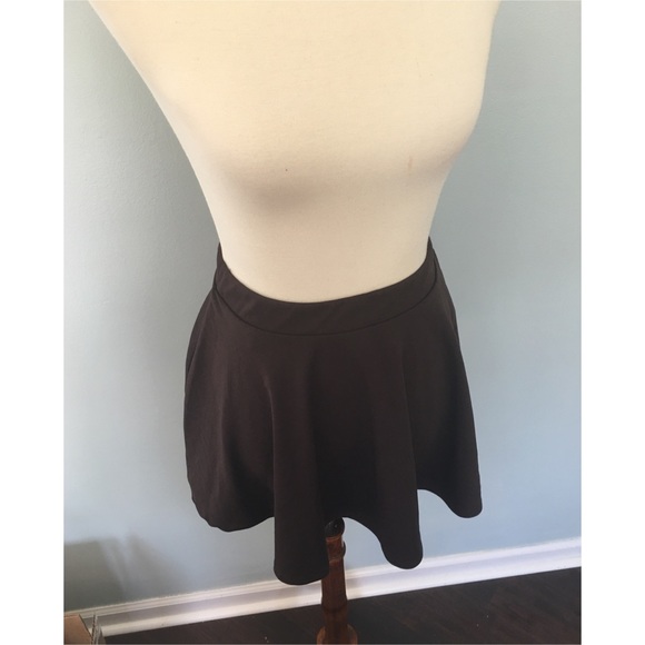 Women’s Brown Mini Skirt - Picture 1 of 4